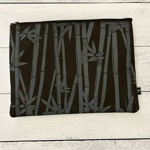 Sig Zane Designs Zipper Pouch